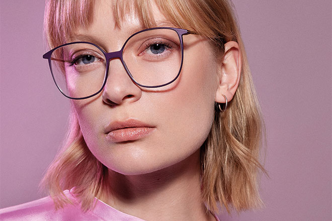 Woman wearing Götti eyewear